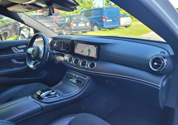 Mercedes-Benz Klasa E cena 179900 przebieg: 66519, rok produkcji 2019 z Kraków małe 436